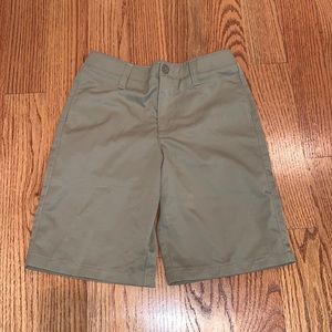 Under armour, Size 12, beige